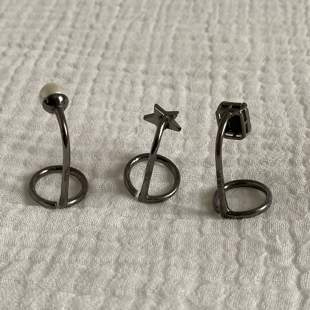 Dior Legacy Knuckle Ring Set with Pearl, Star, and Black Stone - Picture 4 of 5